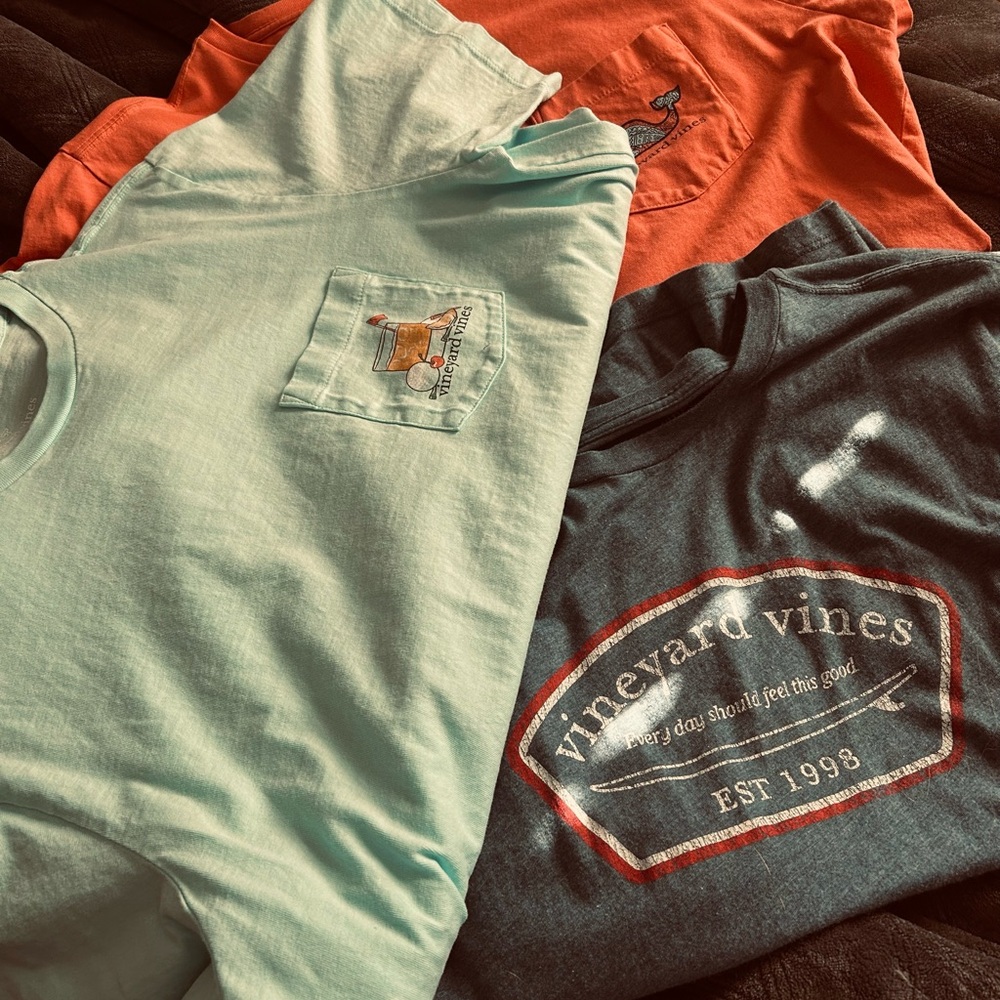 3 Vinyard Vines T-Shirts Size Medium